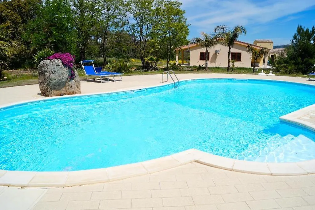 Séjour à la ferme Agriturismo Rocce Bianche - Porticato Arbus