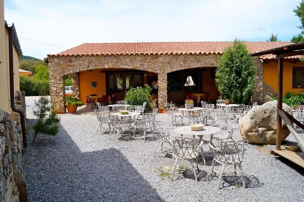 Bauernhof Agriturismo Rocce Bianche - Porticato Arbus Italien