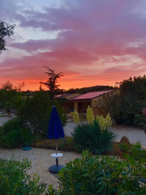 Agriturismo Rocce Bianche - Porticato Arbus Séjour à la ferme