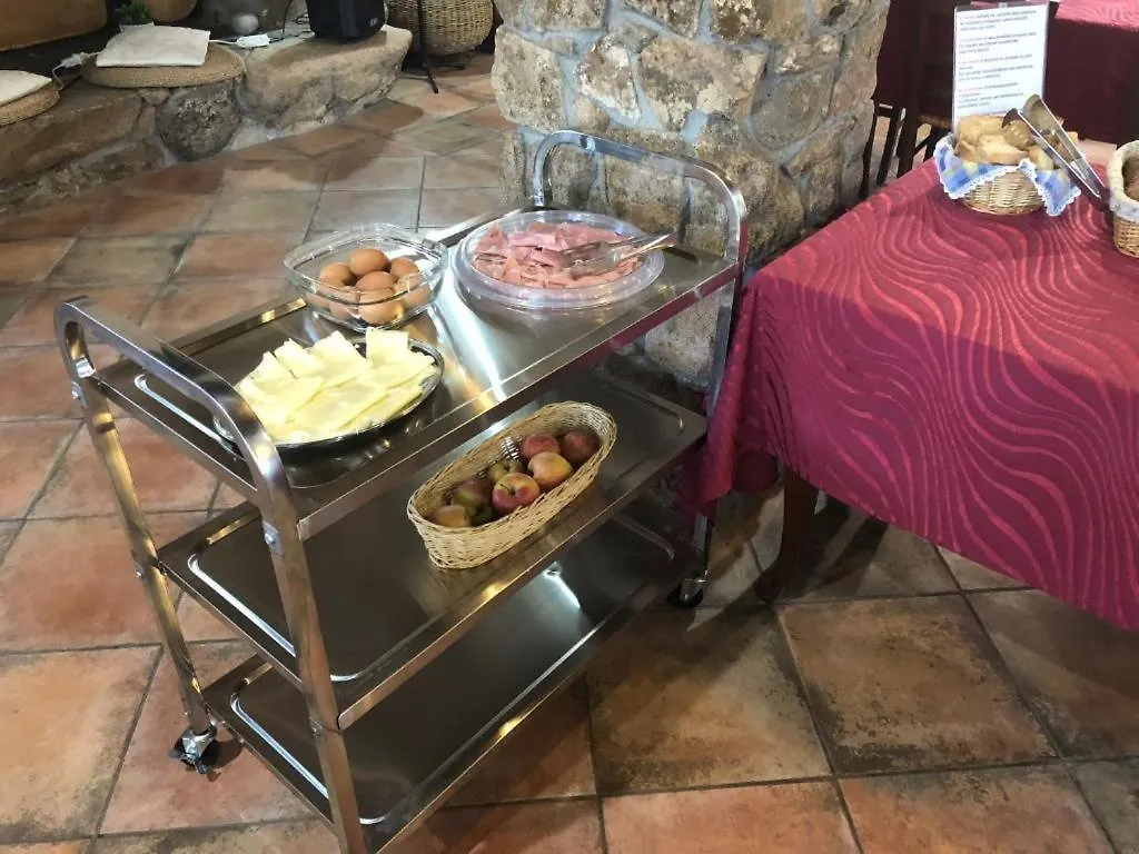 Agriturismo Rocce Bianche - Porticato Villa Arbus Alloggio per agriturismo